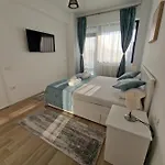 Mamaia Relaxing